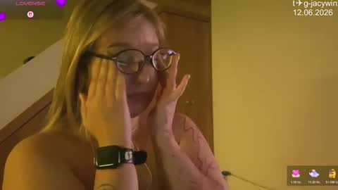 Snapshot of jacywinslat chatting on 12, 6, 2026 jacywinslat online show from 12, 6, 2026