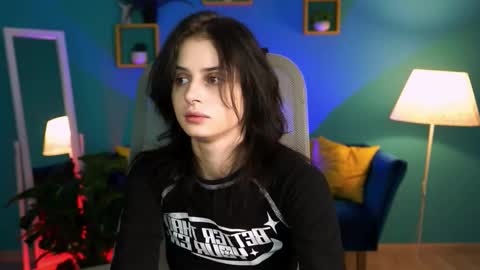 jade_castle online show from 25, 11, 2025