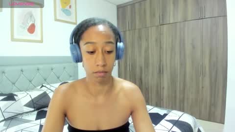 Jade smile online show from 4, 12, 2025