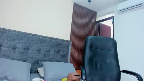 karlla scarlet online show from 24, 2, 2026