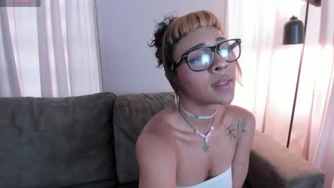 jade_star__ online show from 19, 5, 2026
