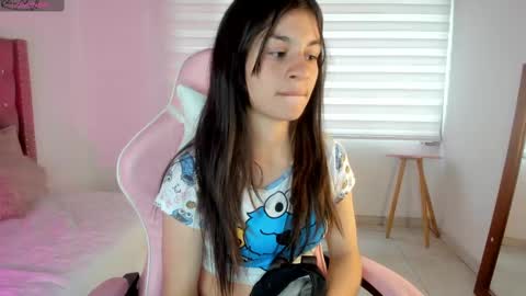 Jade online show from 3, 10, 2025