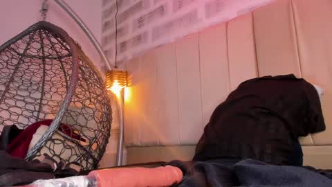 jade swet online show from 16, 1, 2025