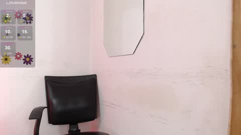 Jadeadamsxx online show from 28, 12, 2024