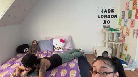 Jade online show from 28, 2, 2025