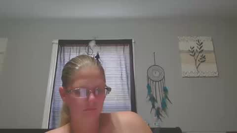 JadeLuv online show from 12, 10, 2025