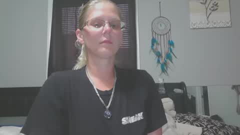 JadeLuv online show from 25, 5, 2026