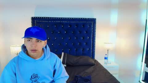 Jaden and Sofia  online show from 19, 4, 2026