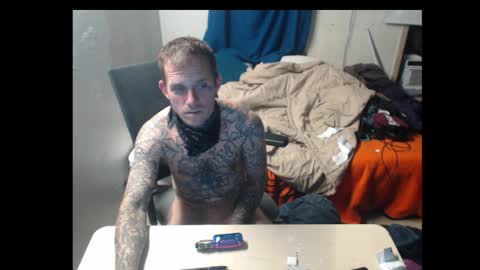 showingitoff online show from 28, 10, 2025