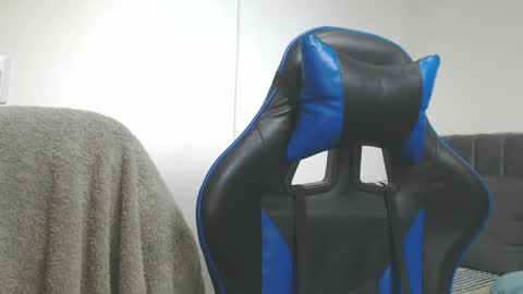 Hi guys im new 3 online show from 11, 4, 2026