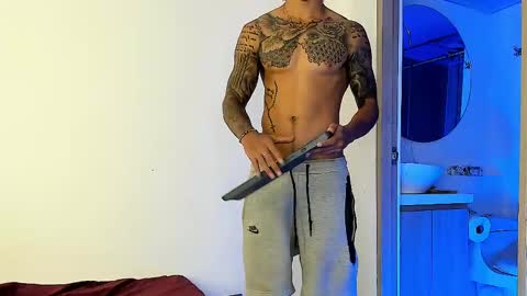 Snapshot of jakee_brown chatting on 17, 2, 2025 Santiago online show from 17, 2, 2025