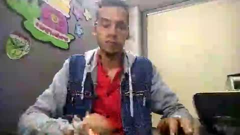 Snapshot of jalfredo5 chatting on 9, 3, 2025 jalfredo5 online show from 9, 3, 2025