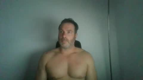Snapshot of jam3s5959 chatting on 3, 5, 2026 jam3s5959 online show from 3, 5, 2026