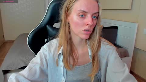 Sofia online show from 17, 1, 2025