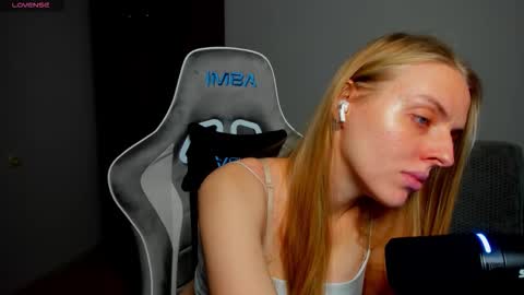 Sofia online show from 25, 3, 2026