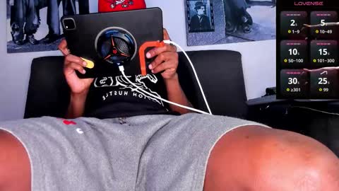 Snapshot of jamal_boseman chatting on 29, 11, 2025 Jamal online show from 29, 11, 2025