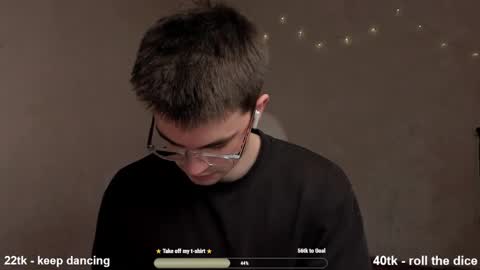 Hey there Im Jame online show from 4, 3, 2025