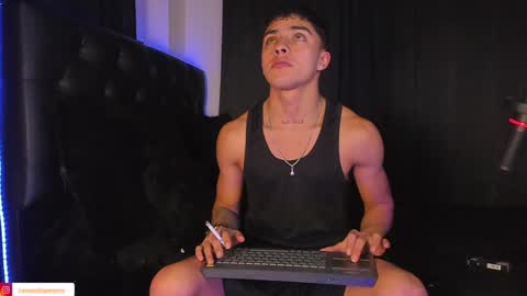 LeonardoInsta LeonardoperezcoPvt open online show from 2, 12, 2024