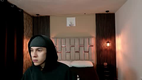 james_adamss_ online show from 10, 2, 2026