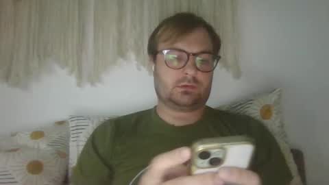 Snapshot of james_heron chatting on 11, 9, 2025 James Heron online show from 11, 9, 2025