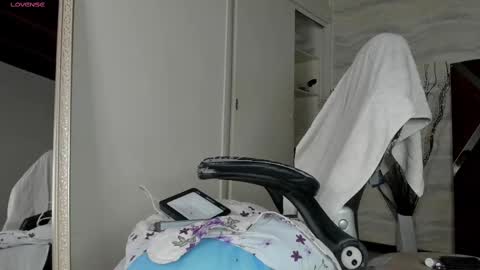 jamesdekker online show from 25, 9, 2025