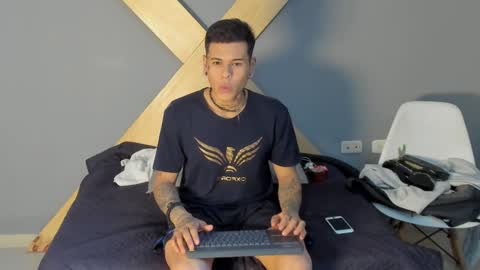 Jamesinked  online show from 5, 12, 2024