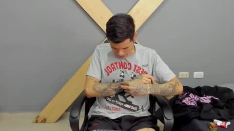 Jamesinked  online show from 16, 12, 2024