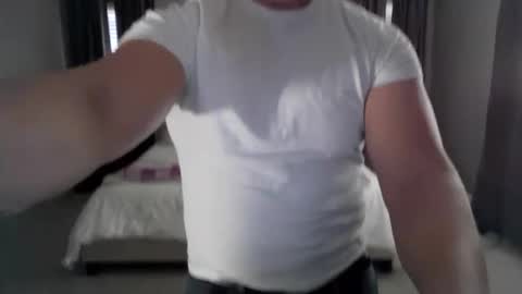 Snapshot of jamesmckendree chatting on 16, 11, 2025 jamesmckendree online show from 16, 11, 2025