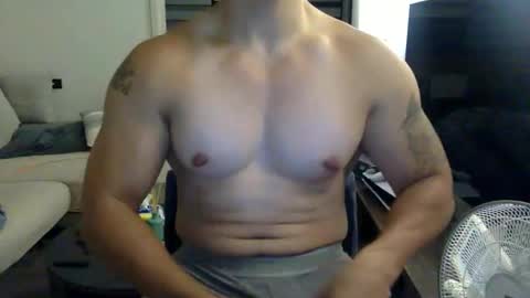 Snapshot of jamesmo820913 chatting on 19, 10, 2025 jamesmo820913 online show from 19, 10, 2025