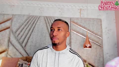 Snapshot of jamesparck chatting on 26, 12, 2024 James online show from 26, 12, 2024