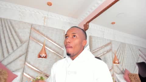 Snapshot of jamesparck chatting on 3, 1, 2025 James online show from 3, 1, 2025