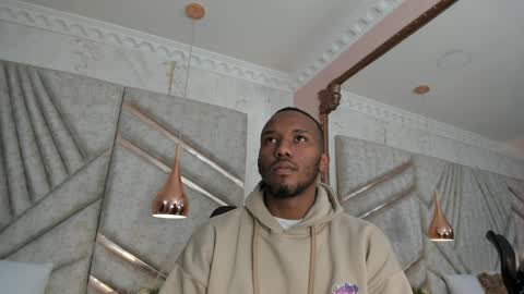 Snapshot of jamesparck chatting on 31, 1, 2025 James online show from 31, 1, 2025