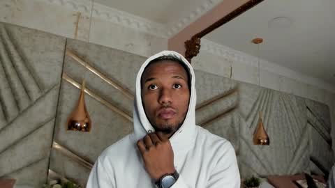 Snapshot of jamesparck chatting on 6, 3, 2025 James online show from 6, 3, 2025