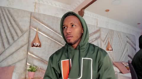 Snapshot of jamesparck chatting on 8, 3, 2025 James online show from 8, 3, 2025