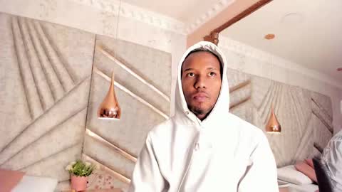 Snapshot of jamesparck chatting on 11, 3, 2025 James online show from 11, 3, 2025