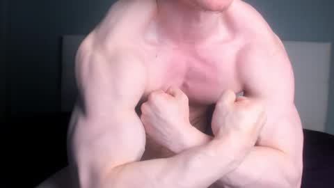 Snapshot of jamesstong chatting on 18, 9, 2025 James Strong online show from 18, 9, 2025