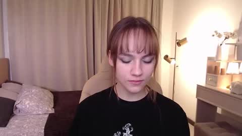 jamie_chung online show from 25, 11, 2025