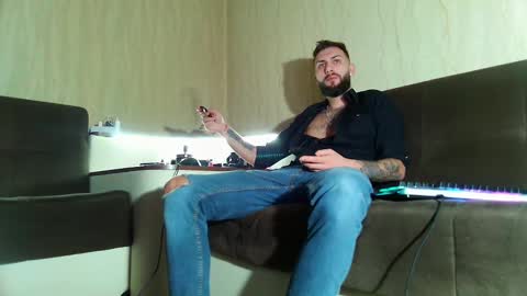 Snapshot of jamienoxus chatting on 22, 2, 2025 Robbie online show from 22, 2, 2025