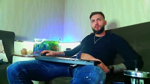 Snapshot of jamienoxus chatting on 8, 3, 2025 Robbie online show from 8, 3, 2025