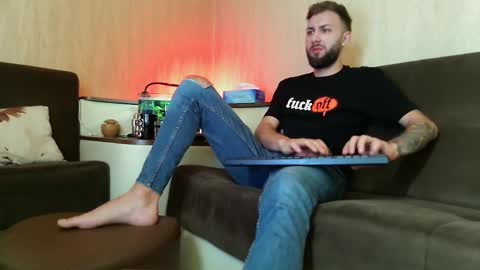 Snapshot of jamienoxus chatting on 11, 3, 2025 Robbie online show from 11, 3, 2025