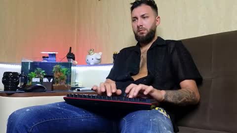 Snapshot of jamienoxus chatting on 2, 10, 2025 Robbie online show from 2, 10, 2025