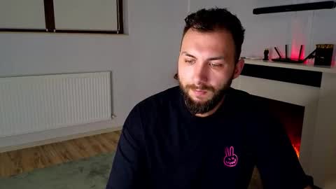 Snapshot of jamienoxus chatting on 11, 11, 2025 Robbie online show from 11, 11, 2025