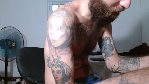 Snapshot of jammes_owen chatting on 5, 10, 2025 Jammes. online show from 5, 10, 2025