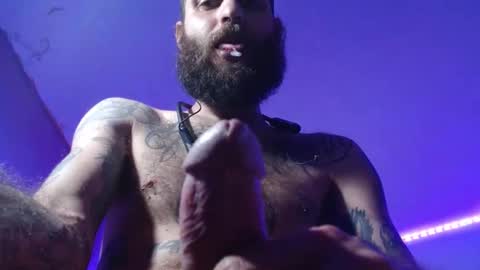 Snapshot of jammes_owen chatting on 8, 10, 2025 Jammes. online show from 8, 10, 2025