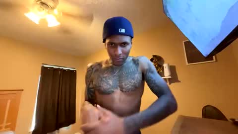 Snapshot of jamyien chatting on 2, 12, 2025 jamyien online show from 2, 12, 2025