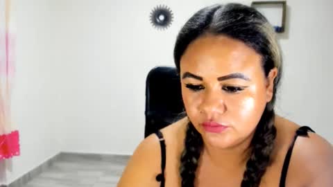 jan_milkhot online show from 10, 6, 2026