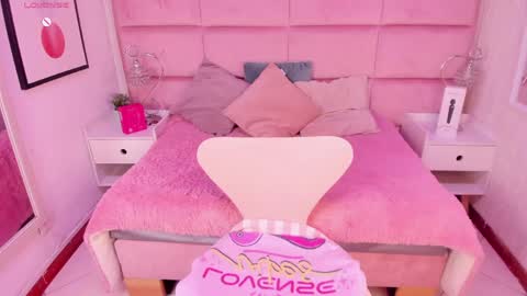 Janah Myers online show from 1, 4, 2026