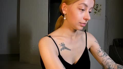 Snapshot of jane_bright chatting on 12, 1, 2025 Jane online show from 12, 1, 2025