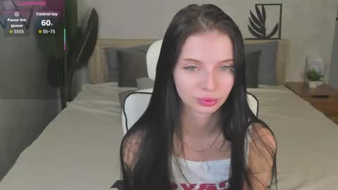 Eva online show from 28, 11, 2025