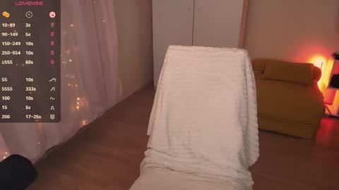 Snapshot of jane_kinn chatting on 12, 10, 2025 jane_kinn online show from 12, 10, 2025